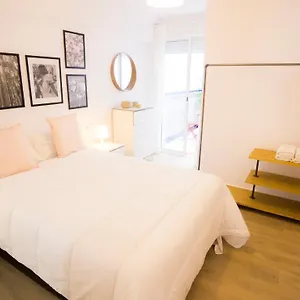 Rentalsevilla Elegante Y Luminoso En Triana Apartamento